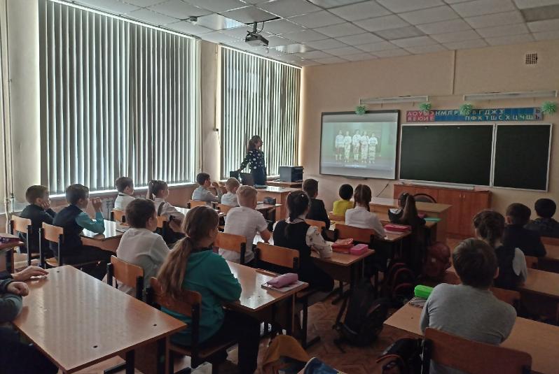 В Костроме состоялся первый урок «Музейной онлайн-школы» В Костроме состоялся первый урок «Музейной онлайн-школы»