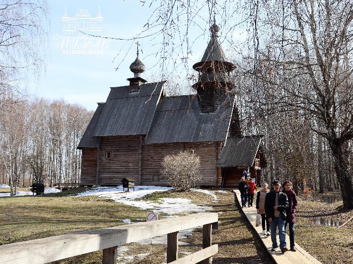 Делиться Светом: осязательный путеводитель по народной культуре