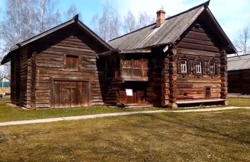 Дом крестьянина Скобелкина в "Костромской слободе"