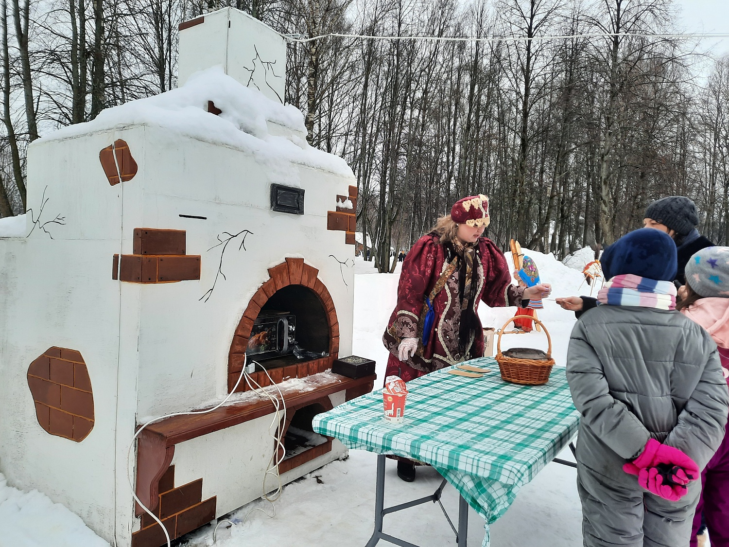 Празднование Масленицы в Костромской Слободе: большой фотоотчёт